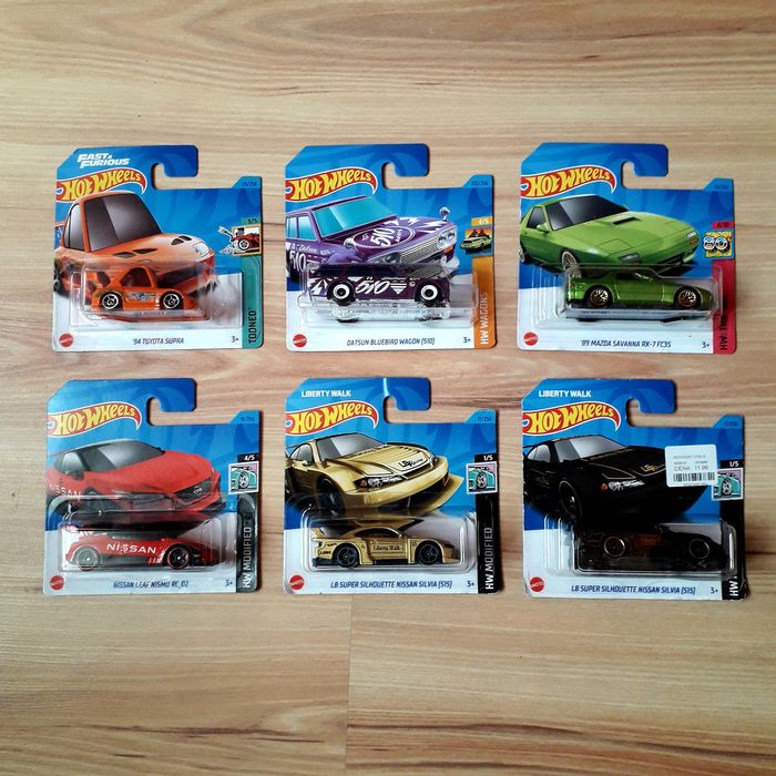 Seturi masinute de colectie HotWheels marci japoneze, anii 2022 - 2024