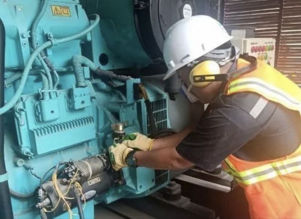 Service generator de curent / mai compactor / placa compactoare
