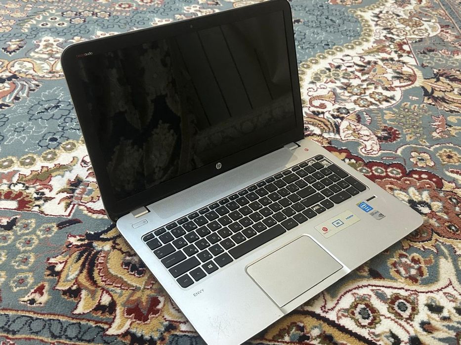 Продам ноутбук Hp envy 15-jo40