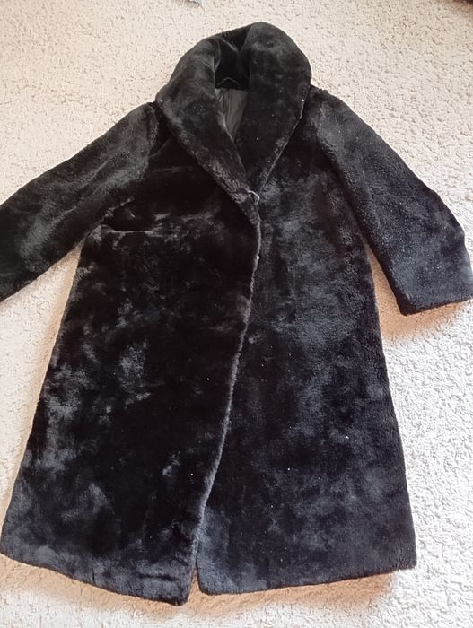Продам шубу натуральная