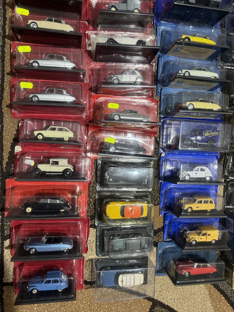 Machete Citroen DS19, DS21, C4, etc lot de 43 la scala 1/43