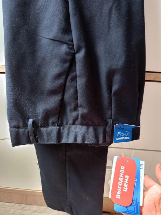 Брюки школьные новые р 164