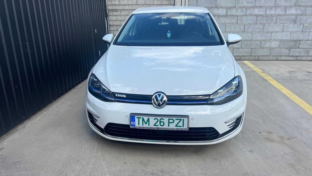 Vand Volkswagen  e-GOLF  inmatriculat