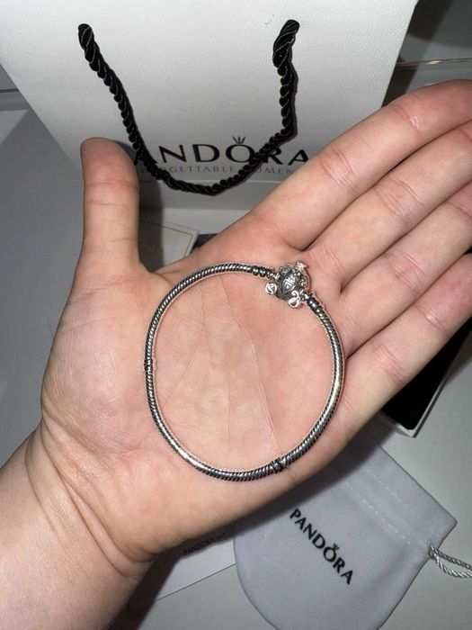 Гривна Пандора|Pandora