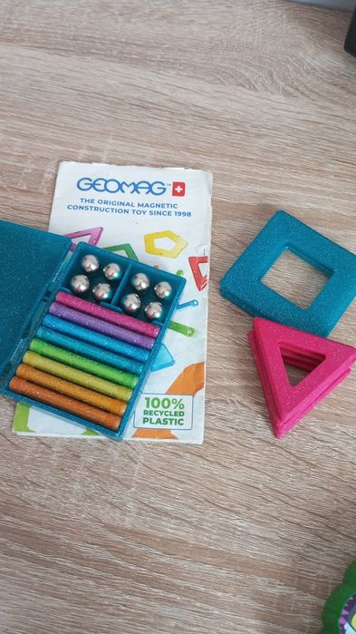 Magneti geomag + accept numai numerar