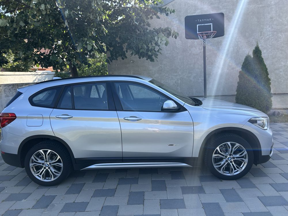 BMW X1 xDrive18d Sport Line