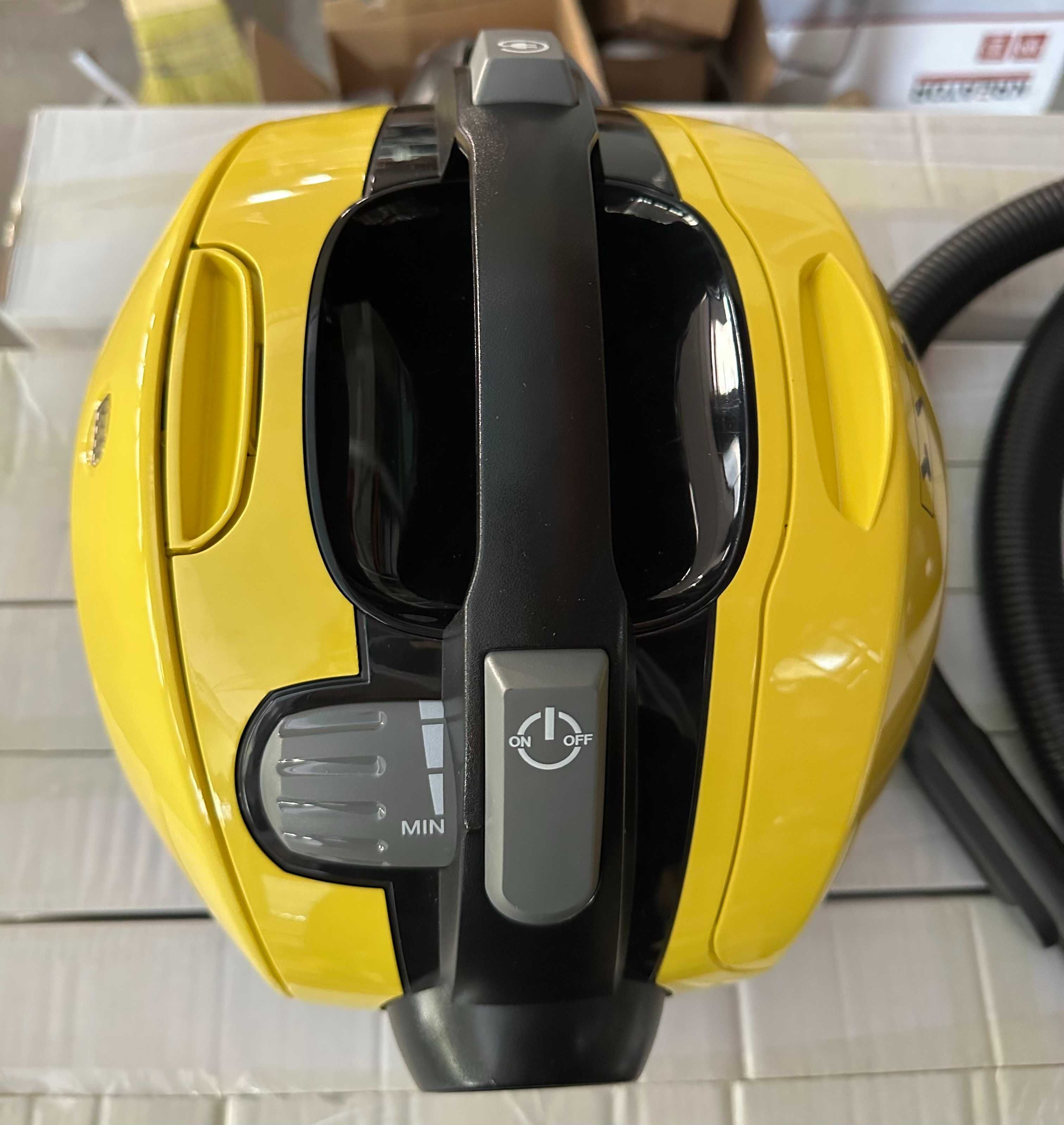 НАРУШЕНА ОПАКОВКА Прахосмукачка Karcher VC 6 Premium 600W
