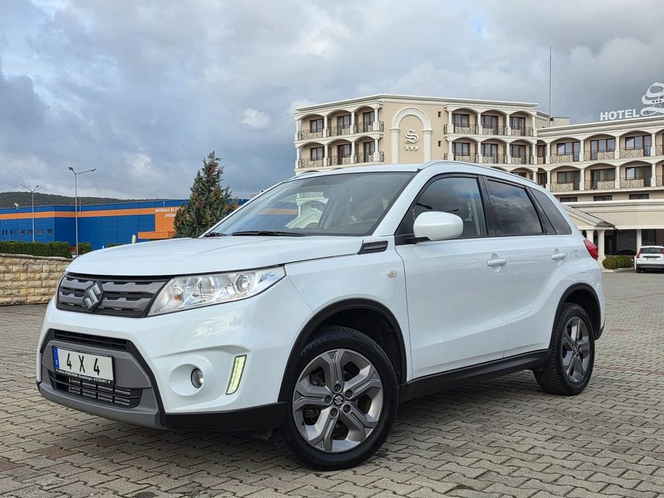 Suzuki Vitara 1.6D / 120CP / Euro 6 / 4x4 AllGrip / Camera / Navigatie / Distronic +
