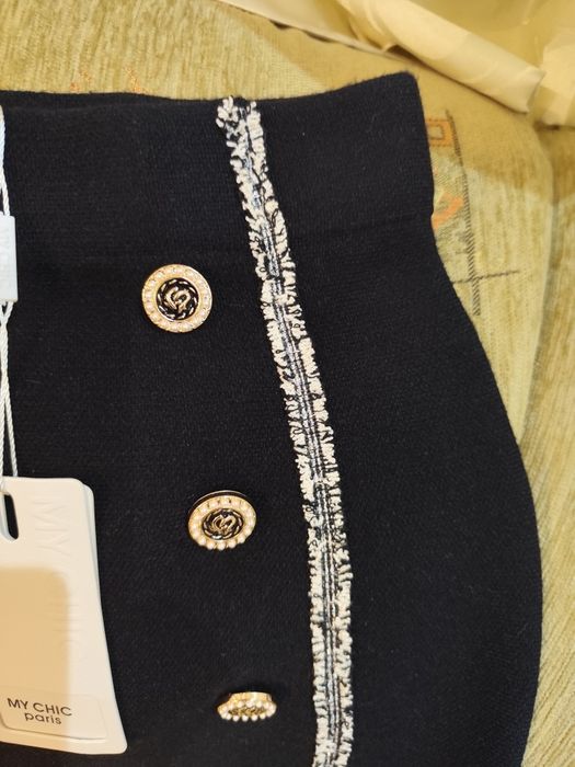 Нова пола фино плетиво черна и екрю