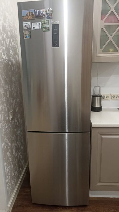 Холодильник HAIER