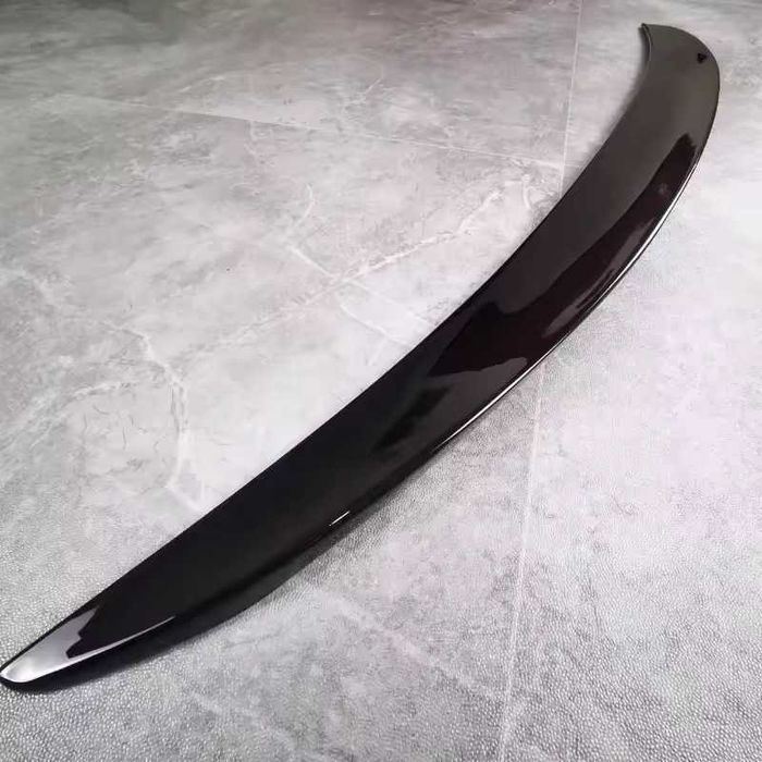 Eleron Codita Portbagaj BMW Seria 5 G30 Model Performance Negru Lucios