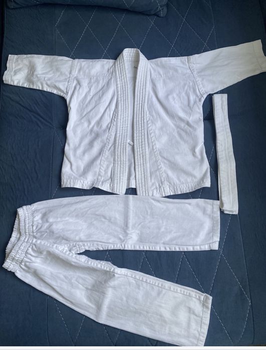 Продам кимано для  каратэ