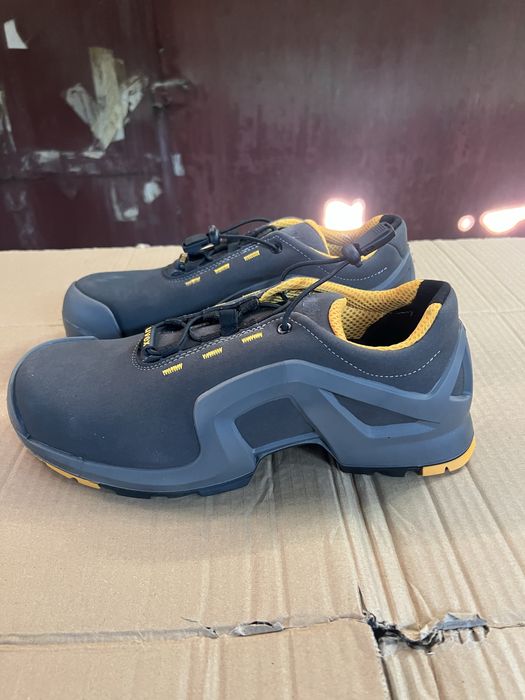 Vand pantofi protectie Uvex marimea 42