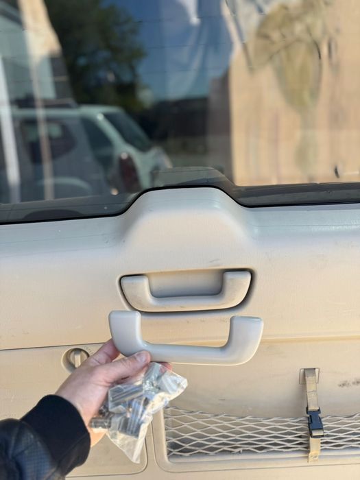 Ручка в дверь багажника Toyota Prado 120 lexus GX 470