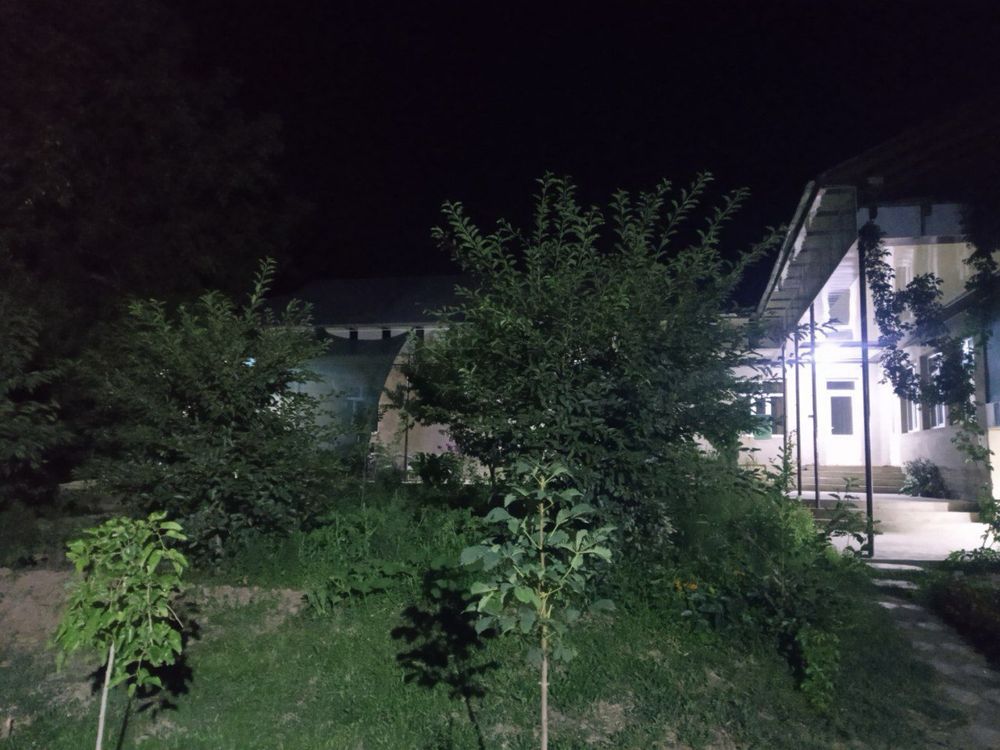OQTOSH dacha (дала ховли) оила учун