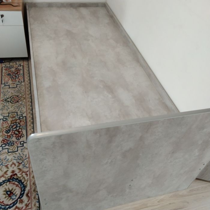 Кровать подростковая