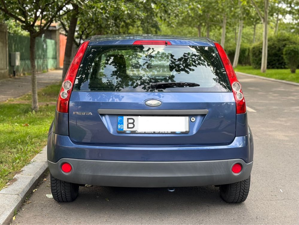 Ford Fiesta 1.2 Benzină An 2007 100.000 km