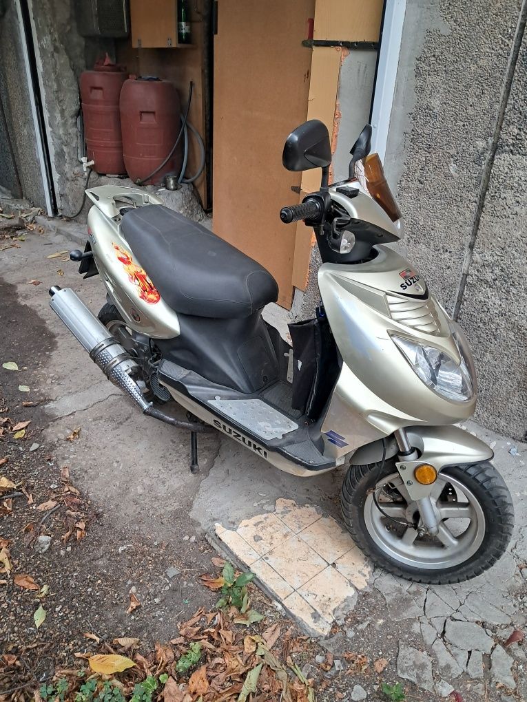 Продава скутер биотиан 125 .куб.