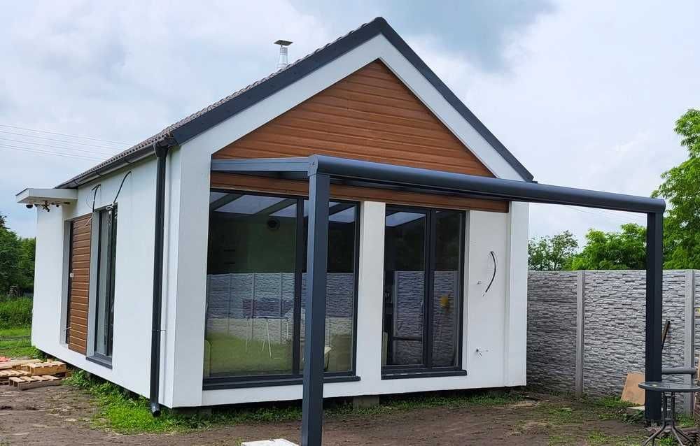 Case modulare pe structura metalica, cabane tip A la cheie