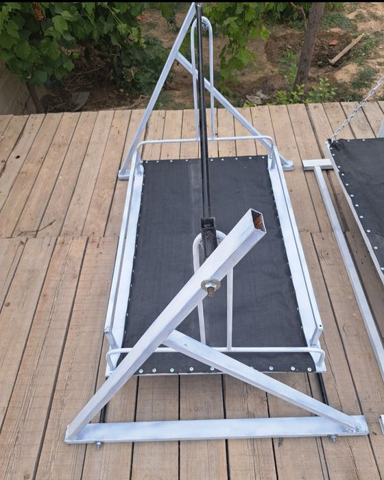 Качели сатылады бағасы 35000-мың шамалы келісім бар хабарласың