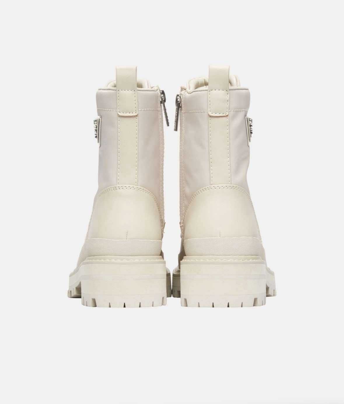 Боти Guess, нови, бежови, размер 37, отговарят на 38