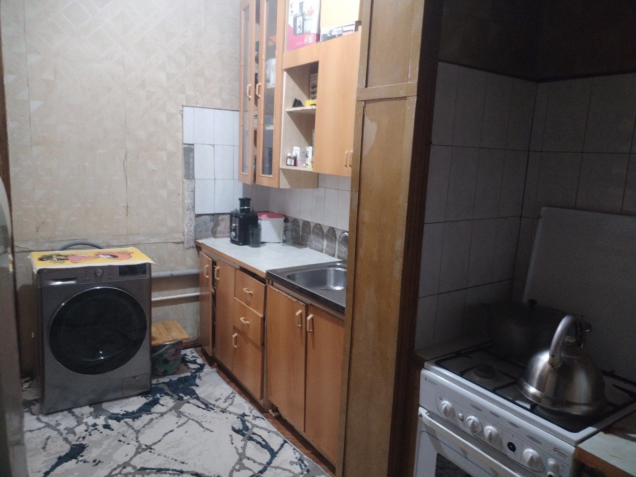 Продается 2 комнатная квартира на Кадышева