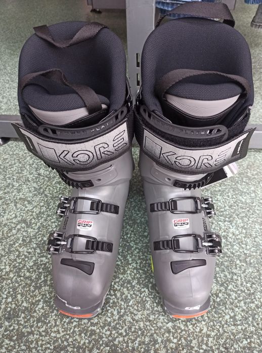 Clăpari schi Head Kore 110 MV GW pentru bărbați. (NOI)