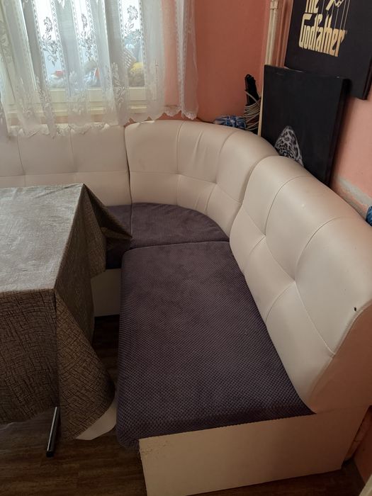 Кухненски диван.
