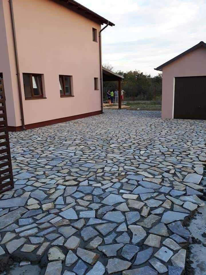 Piatra naturala de munte de Grecia 100%. Lucrez în toată Țara