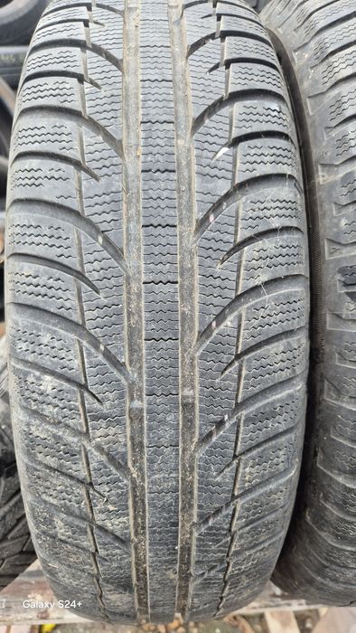 două cauciucuri; 175 70 14 de iarnă,m+s