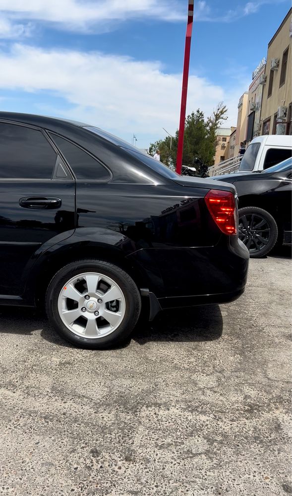 Chevrolet Jentra