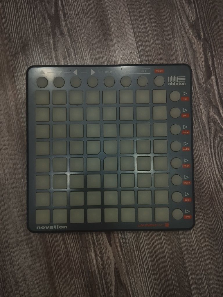 Novation Launchpad S