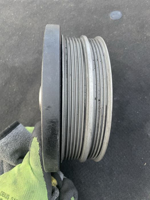 Чисто нова демферна шайба за Бмв Е46 320D 150 hp M47D20