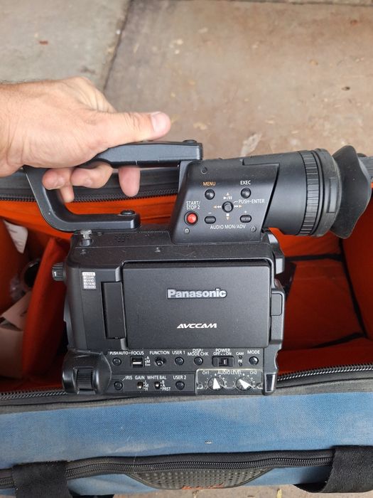 Видеокамера Panasonic продаётся недорого