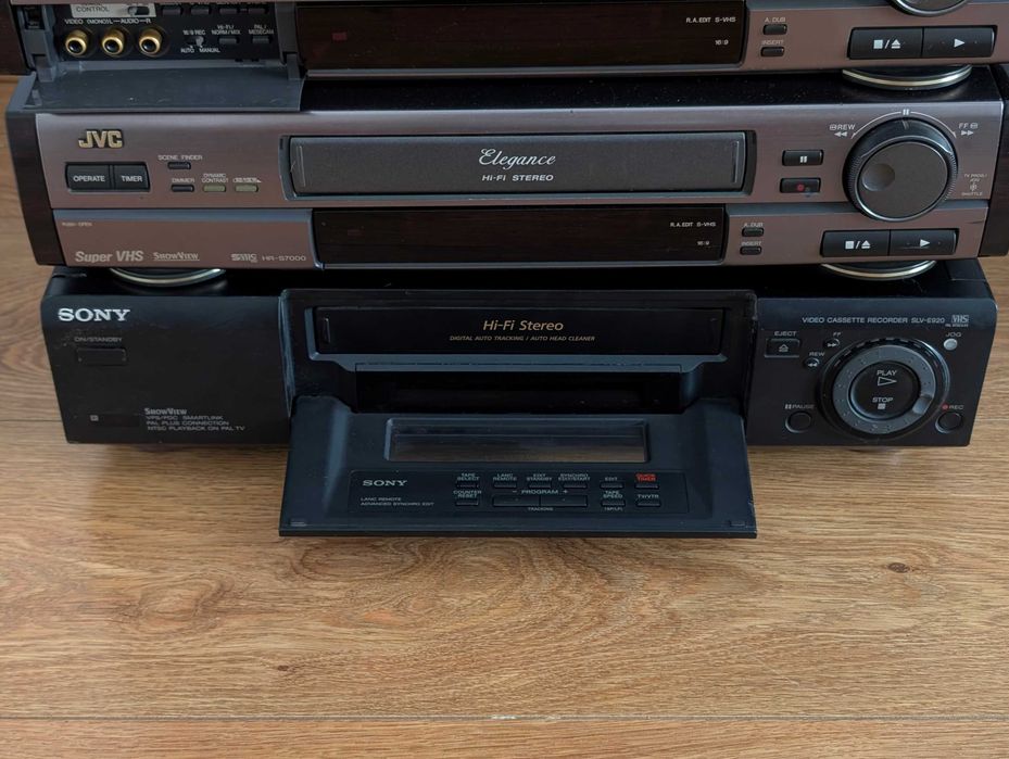 Vand VCR JVC, Sony, etc de top top, 250 RON