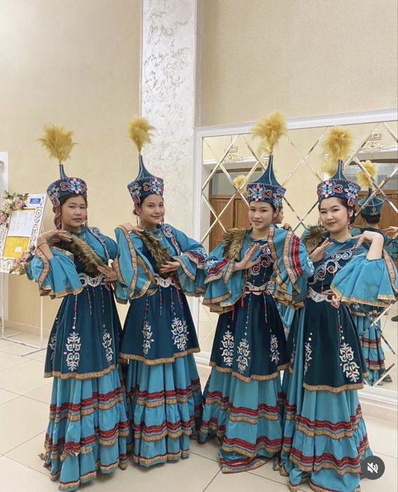 Танцевальные костюмы
