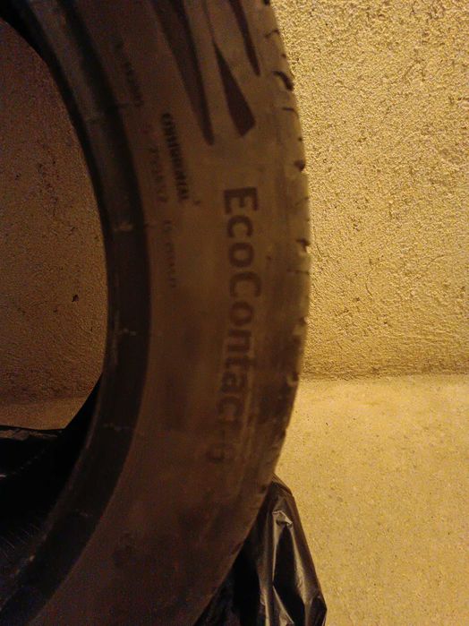 Гуми Continental EcoContact 6 235/45/18