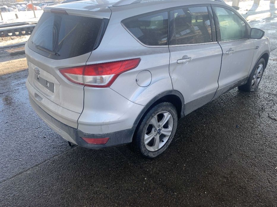 aripa dreapta spate si piese ford kuga 2013 din dezmembrari