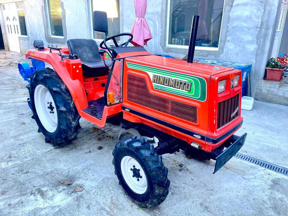 Tractor-tractoras Japonez HINOMOTO N209 ,4X4 , plug + FREZA !