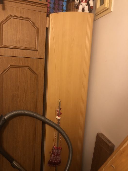 Șifonier și un Soldat