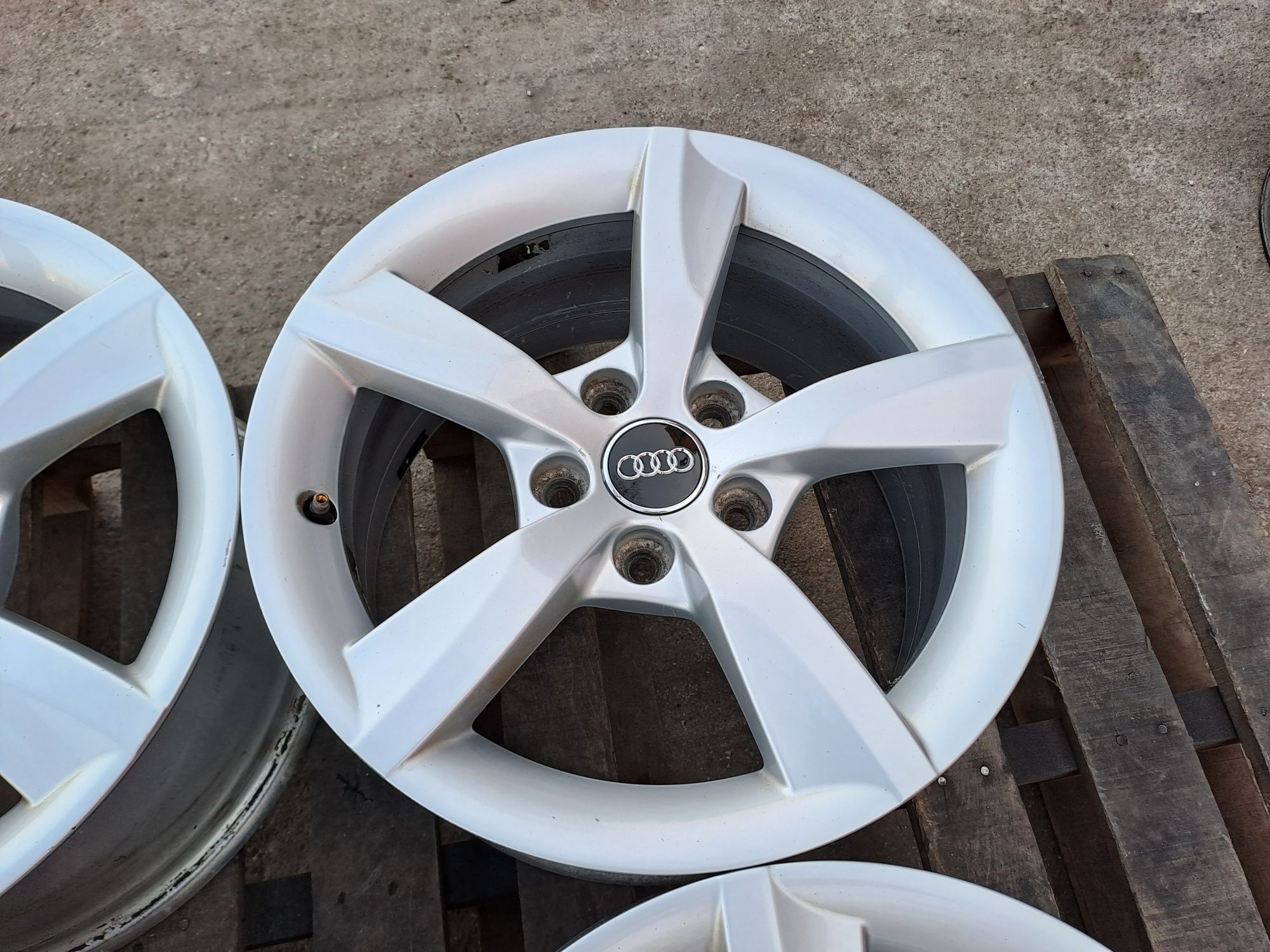 16" 5X112mm Audi, 5х112мм Ауди 66.6мм