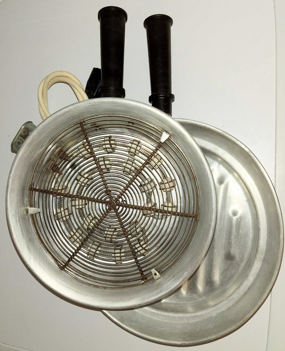 Електрически пържолник.