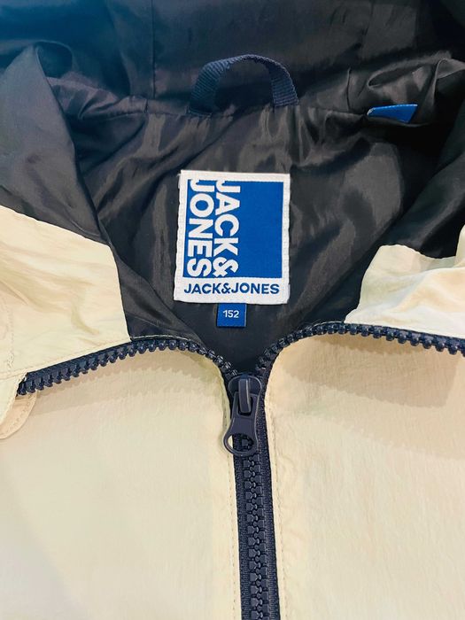 Яке ветровка Jack&Jones / момче / 152 см