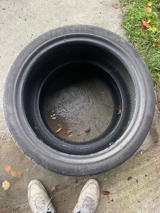 Anvelope Iarna 235/40 R18