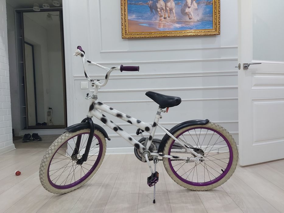 Продается фирменный детский велосипед