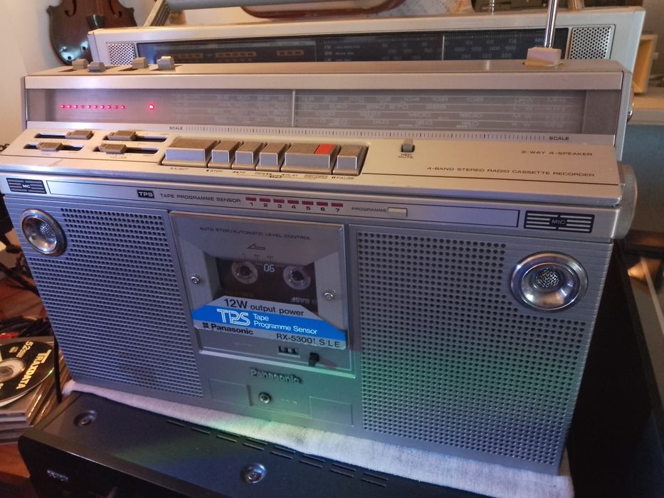 Pick up/ Panasonic RX 5300LS/Boombox