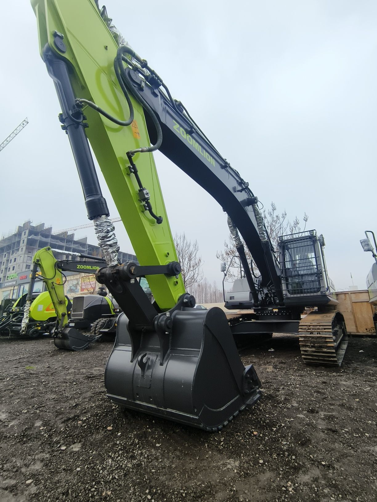 ZOOMLION ZE335E Экскаватор в наличии
