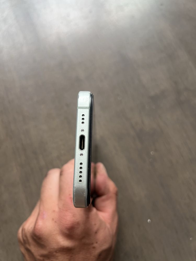 Iphone 15 128Gb 92% батерия