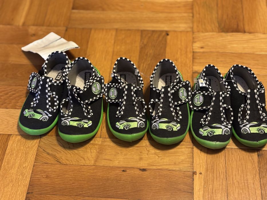 Детски пантофи за момче