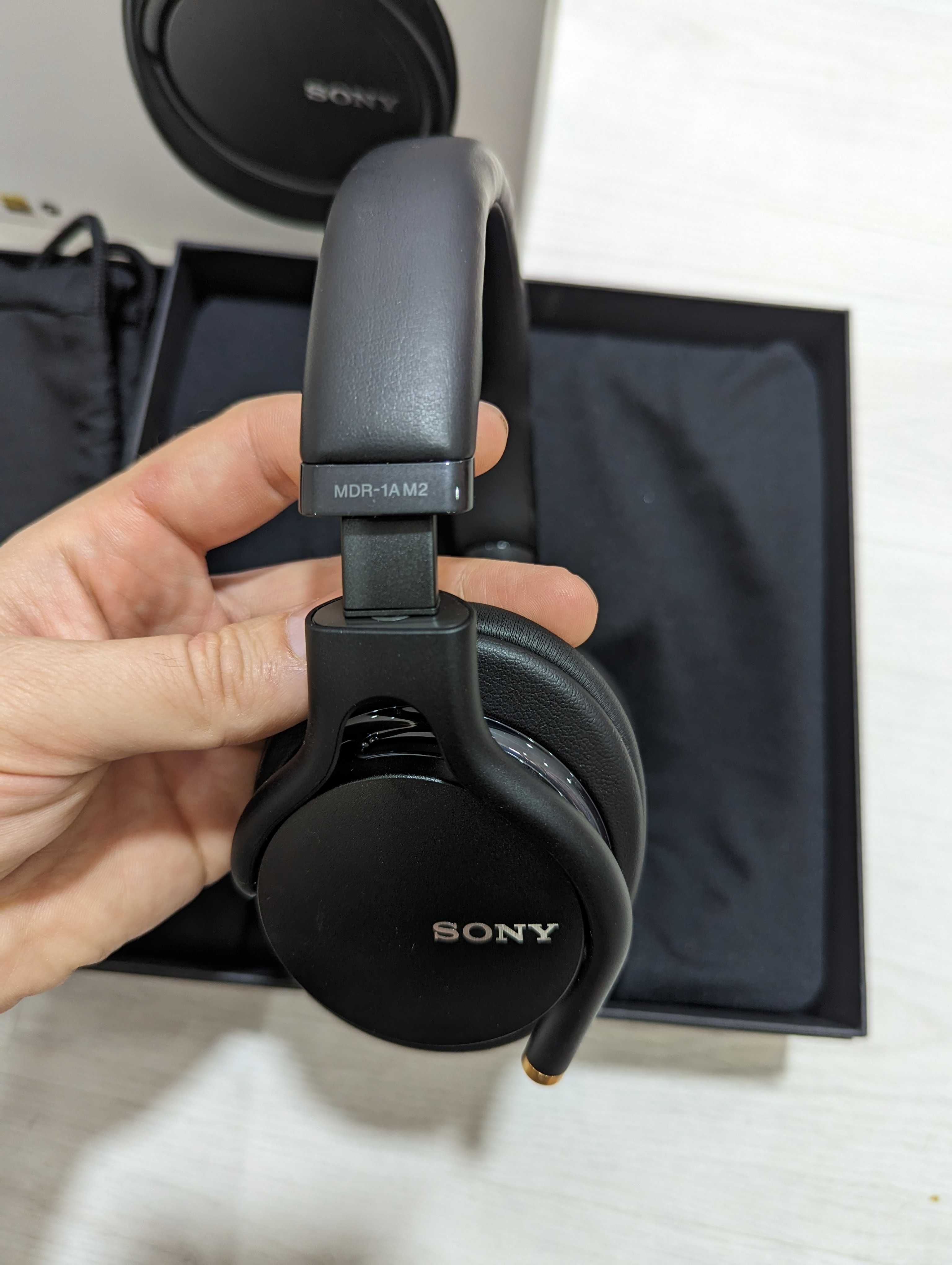 Sony MDR-1AM2 топовые наушники Hi-Res 100 кГц, полноразмерные